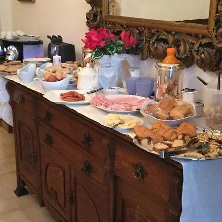 Golfo Dei Poeti Vendégház *